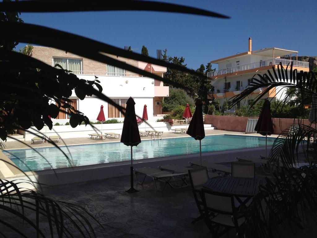 Saint Konstantin Beach Apartments Stegna Luaran gambar