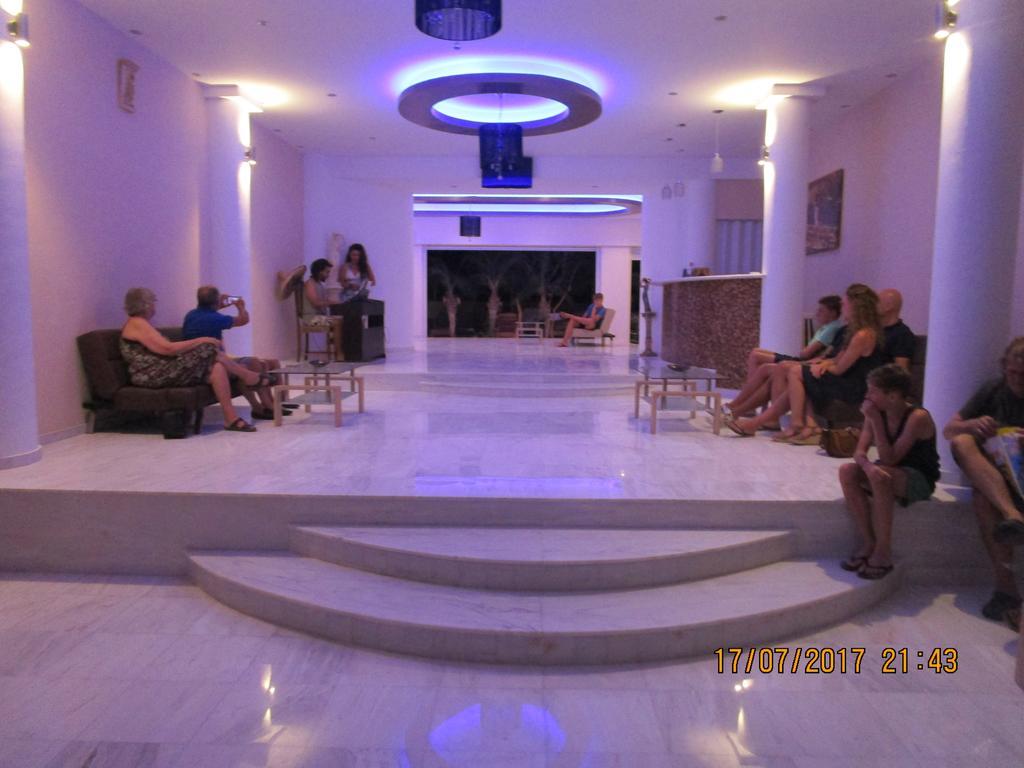 Saint Konstantin Beach Apartments Stegna Luaran gambar